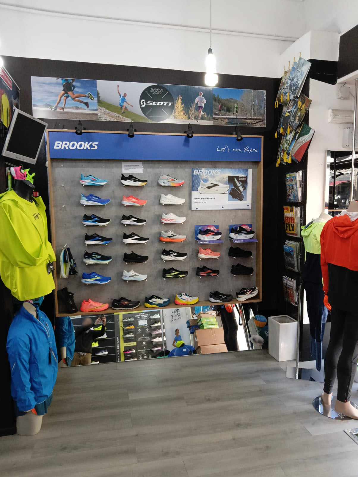 sofos LAB per BROOKS 