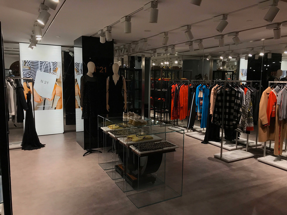 sofos LAB per N°21 La Rinascente Milano